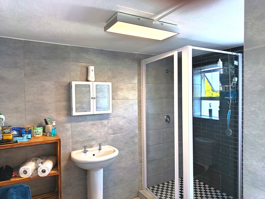 4 Bedroom Property for Sale in Dolphin Creek Golf Estate Western Cape